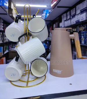 7-Piece Breakfast Set: 1L Redberry Flask & 6 Japanese Mugs