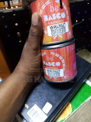 Wall Nut Stain Varnish 1/4 Litre