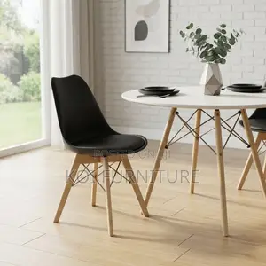 Eames Style Mid Back Dining Chairs (Black)