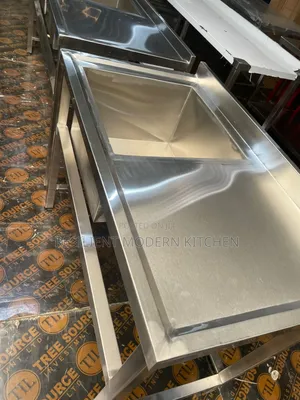 Stainless Steel Single Washing Sink with Workspace