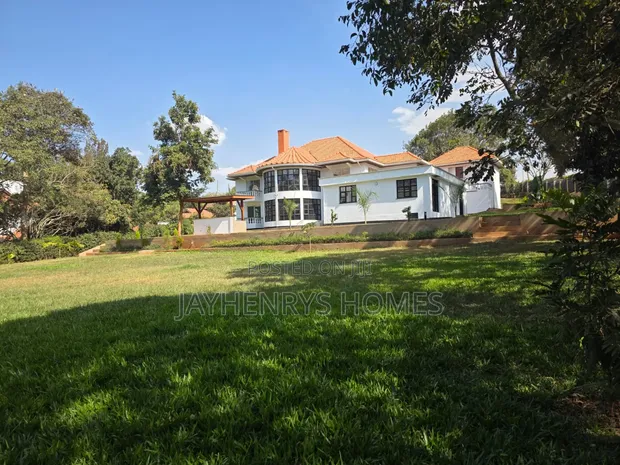 5-Bedroom House for Rent in Ridgeways, Windsor - 1