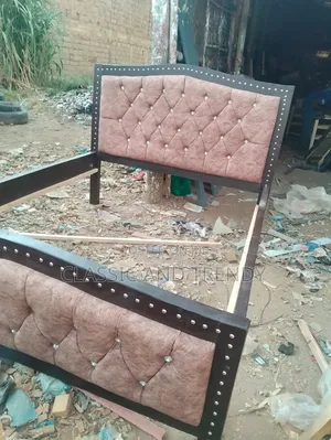 4x6 Brown Tufted Black Framed Bed