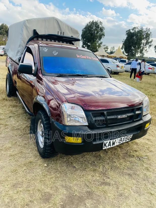 Isuzu D-MAX 2006 Red - 1