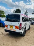 Toyota HiAce 2013 White - 4