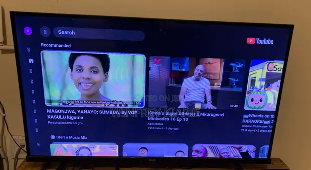 GLD 32-inch Frameless Smart Android TV - 1