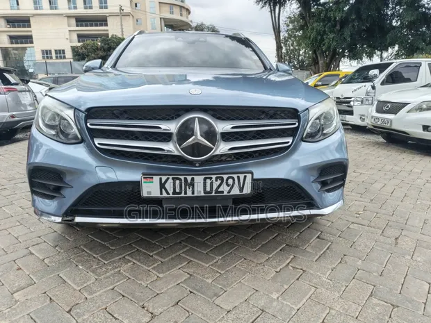 Mercedes-Benz GLC-Class 2016 Blue - 1