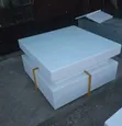 Kikombe cha Kahawa cha Mraba Nyeupe cha Kisasa cha Mtendaji na Stendi ya Chuma - 1