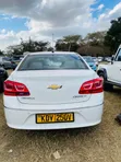 Chevrolet Cruze 2015 Nyeupe - 2