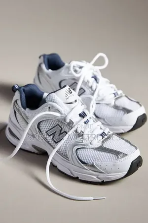 New Balance 530 Sneakers za Wanawake
