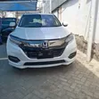 Honda Vezel 2019 White - 1