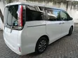Toyota Esquire 2019 White - 4