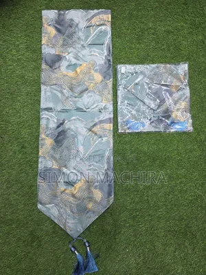 Elegant Abstract Art Table Runner Set