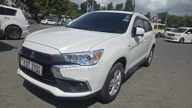 Mitsubishi RVR 2018 White - 1