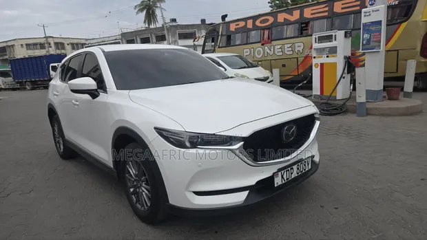 Mazda CX-5 2017 White - 1