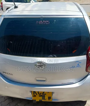 Toyota Passo 2013 Kijivu