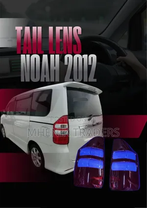 Taa ya Mkia ya Toyota Noah 2012