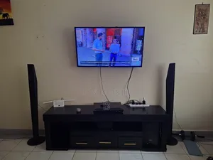 43 Inch Samsung Smart TV with Stand