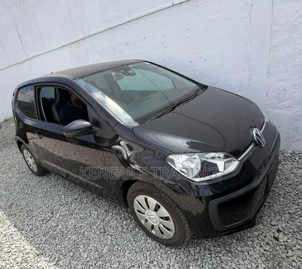 Volkswagen Up! 2017 Nyeusi - 1