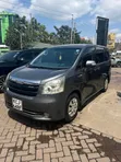 Toyota Noah 7 Seater kwa Ajili ya Kukodi - 2