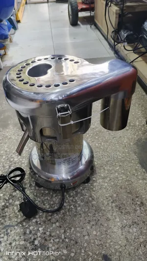 Commercial Juicer Machine - Brand New