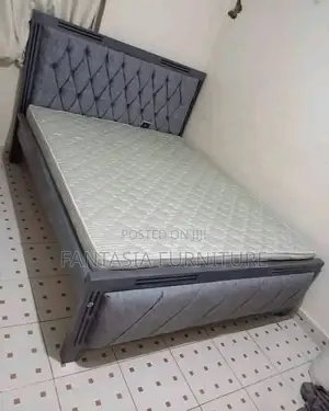 5x6 Elegant Design Grey Mocket Bed