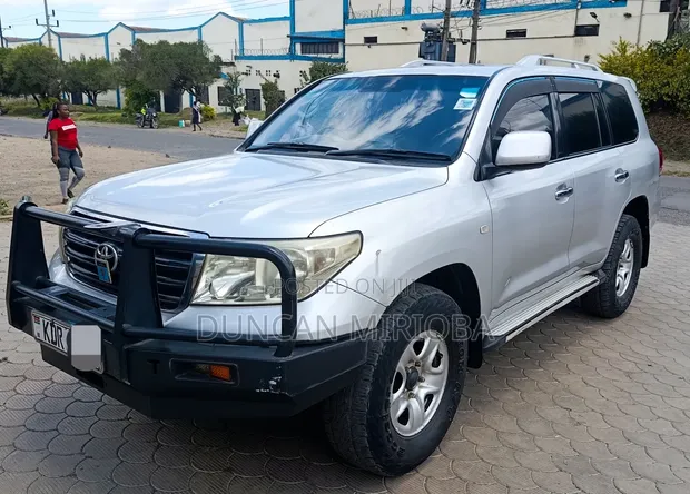 2009 Toyota Land Cruiser - Gray - 1