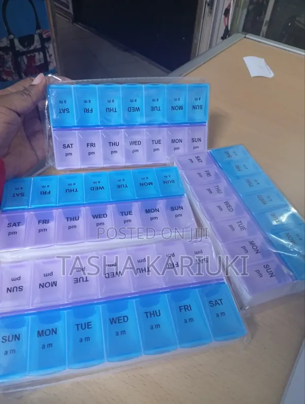 Portable 7-Day Pill Organiser Case - 1