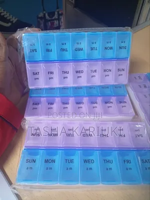 7-Day Pill & Tablet Organizer Box
