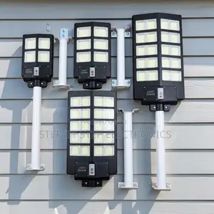 Factory Deals: 1000W-5000W Solar Street Lights