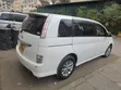 Toyota Isis 2014 White - 2