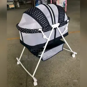 Portable Newborn Bassinet - Black