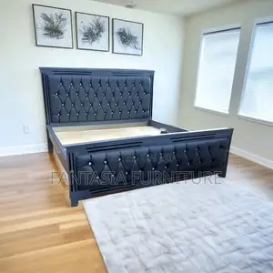 5x6 Grey Diamond Tufted Bed with Crystal Studs