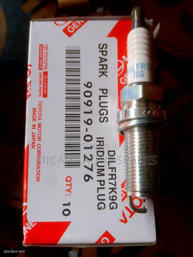 Genuine Toyota Spark Plugs DILFR7K9G - 1