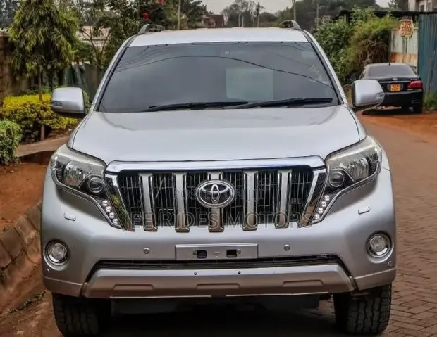 Toyota Land Cruiser Prado TX 2012 - 1