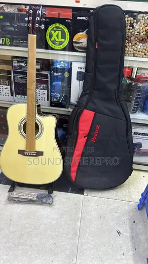 Gitaa la Acoustic la Fender Size 40 na Bag, Strap & Stand