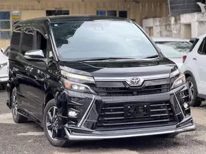 Toyota Voxy ZS Kirameki III 2020 Matt Black