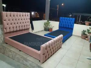 5x6 Brown Diamond Tufted Chester Bed