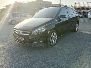 Mercedes-Benz B-Class 2018 Nyeusi