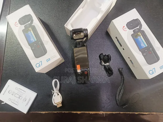 Brand New Q7 Vlog Recording Camera - 1