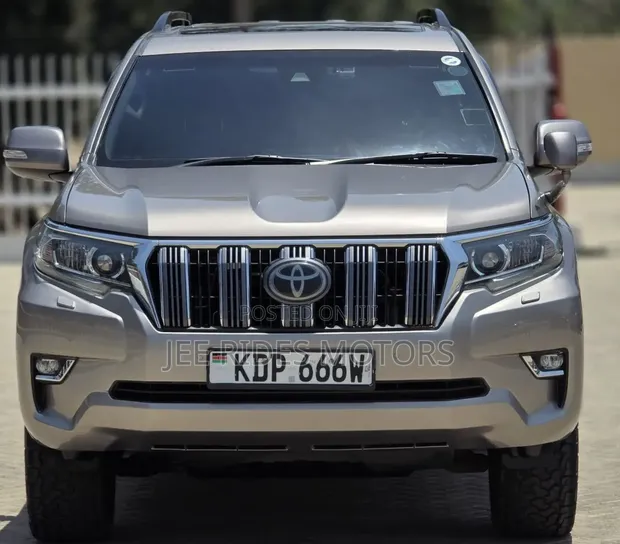 Toyota Land Cruiser Prado TXL 2019 - 1
