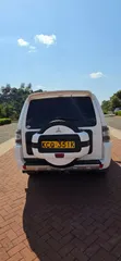 Mitsubishi Shogun 3.2 Di-DC GLS 2010 White - 3