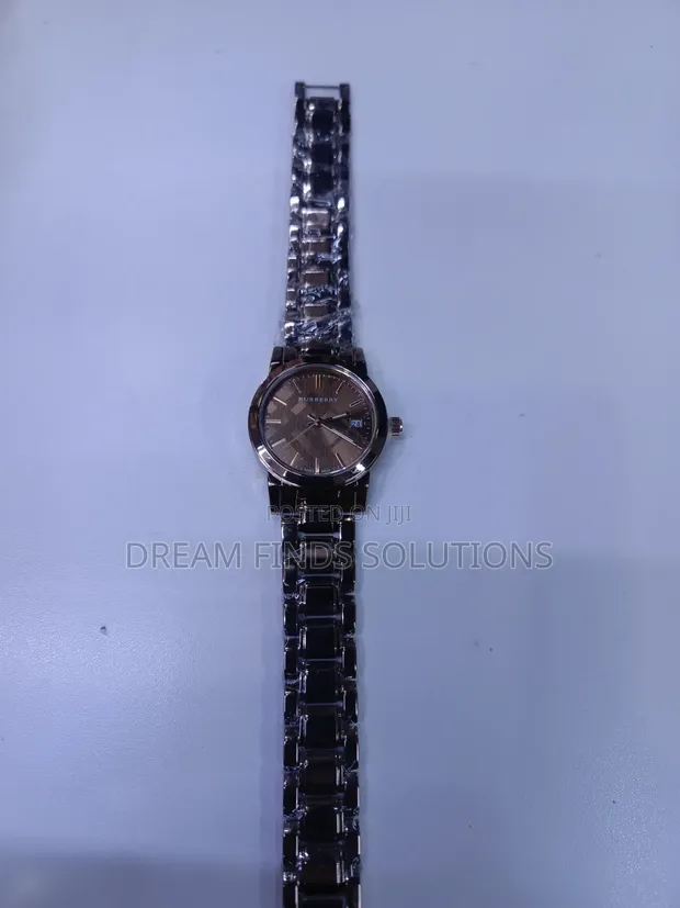Burberry Heritage City Silhouette Watch - 1