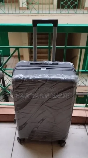 Size 29 Small Suitcase - Green