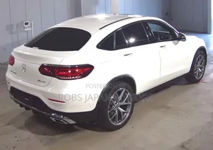 Mercedes-Benz GLC 300 Coupe 2020 Off-White