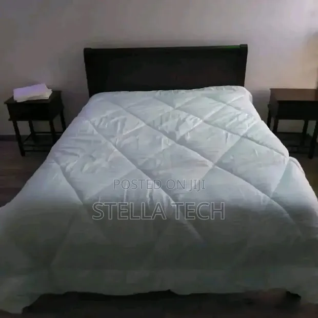 Plain White Unbinded Duvet Set - 1