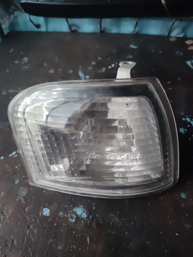 Toyota Sprinter Carib - Brand New Corner Light - 1