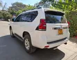 Toyota Land Cruiser Prado 2011 White - 3