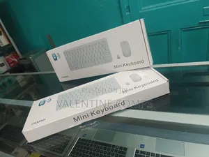 GKM901 2.4GHZ Wireless Mini Keyboard