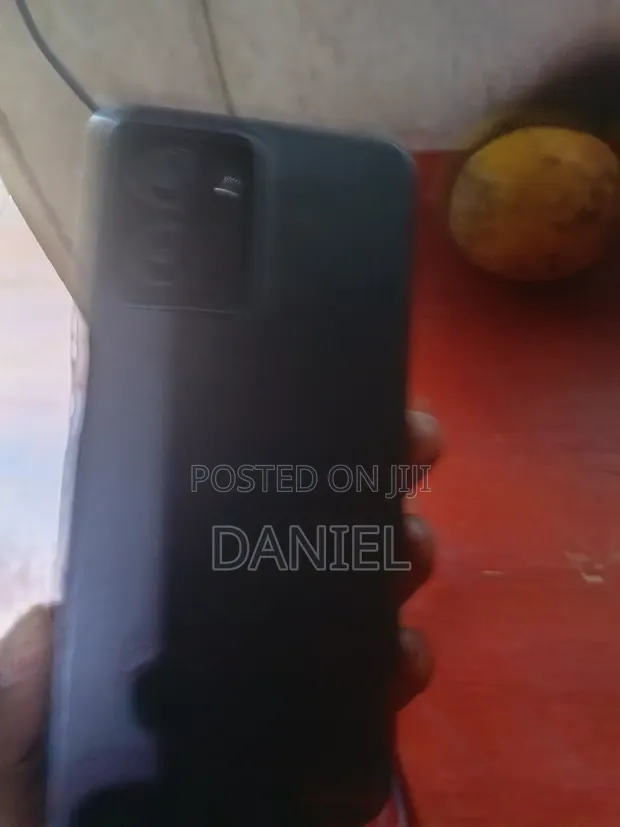 HMD Touch 4G Black (Used) - 1