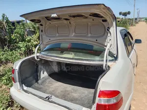 Toyota Corolla Sedan 1998 Beige